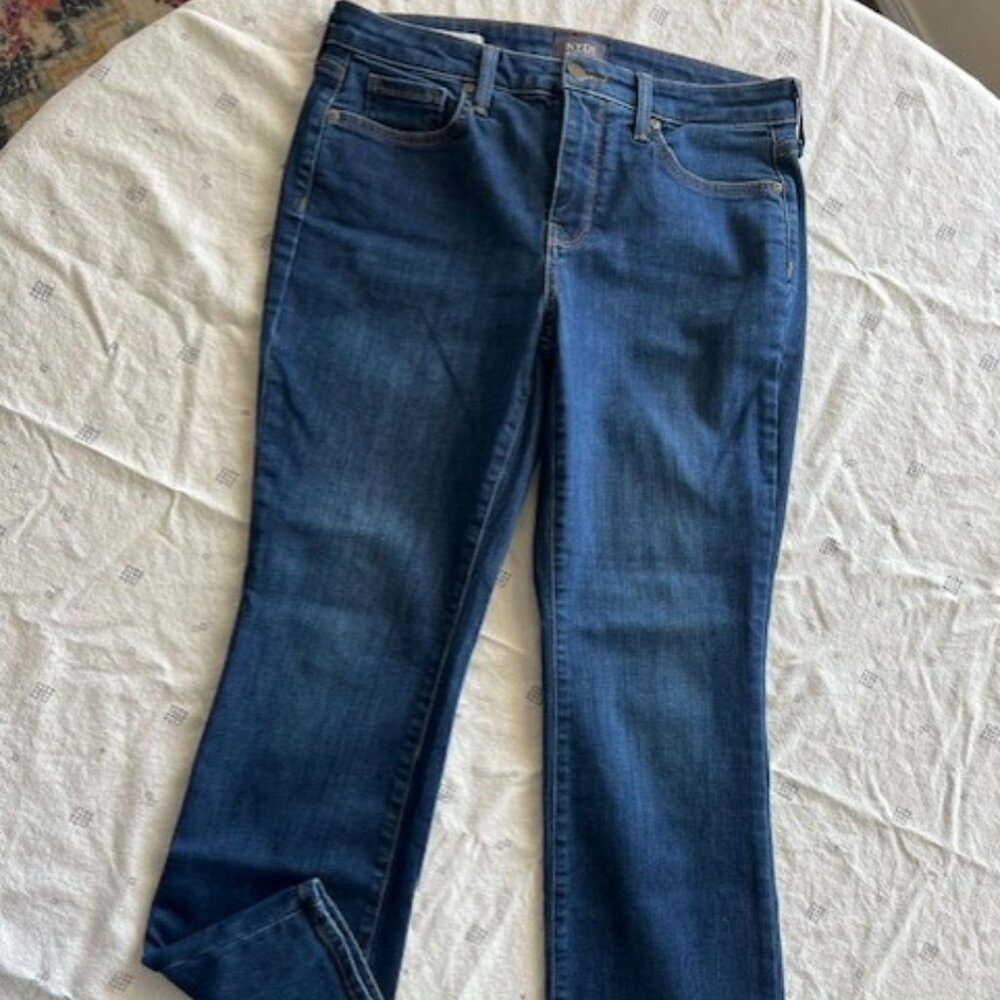 NYDJ Barbara Bootcut Jeans – Size 8P (Petite) 💙 Like New Condition 💙